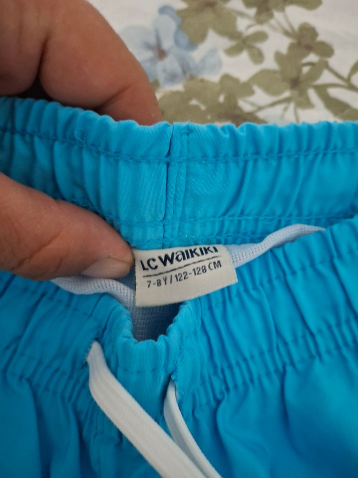 Erkek Mavi Mini Elastik Bel Plaj Şortu 7 yas - Görsel 2