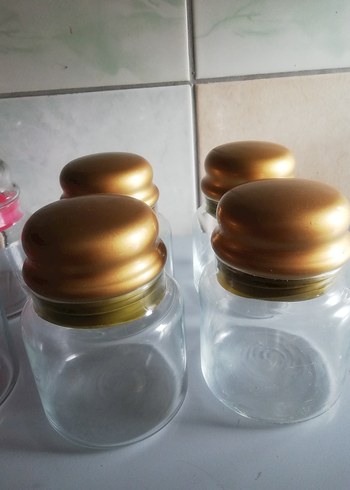 Pembe ve Altın Kapaklı Cam Saklama Kavanozları - Görsel 3