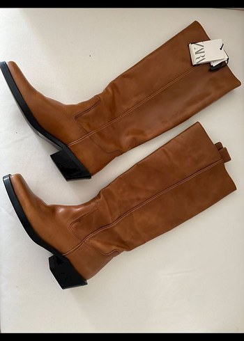 Zara Siklik Ve Rahatlik Kahverengi Uzun Cizme