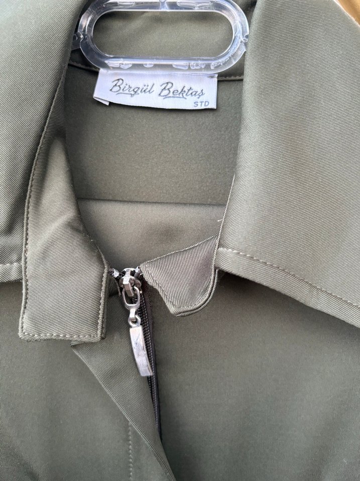 Haki Astarsız Fermuarlı Pantalonlu Takım- Birgül Bektaş Standart - Görsel 4