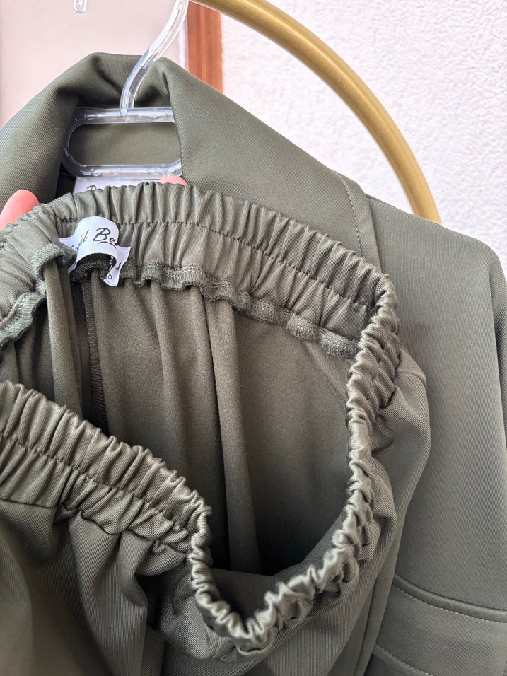 Haki Astarsız Fermuarlı Pantalonlu Takım- Birgül Bektaş Standart - Görsel 5