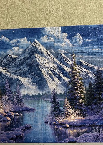 Mavi Parlak Dağ Manzaralı Puzzle