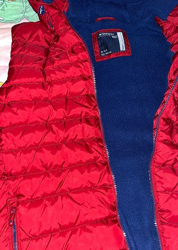 Kapüşonlu Kırmızı Erkek Çocuk Yelek - Görsel 2