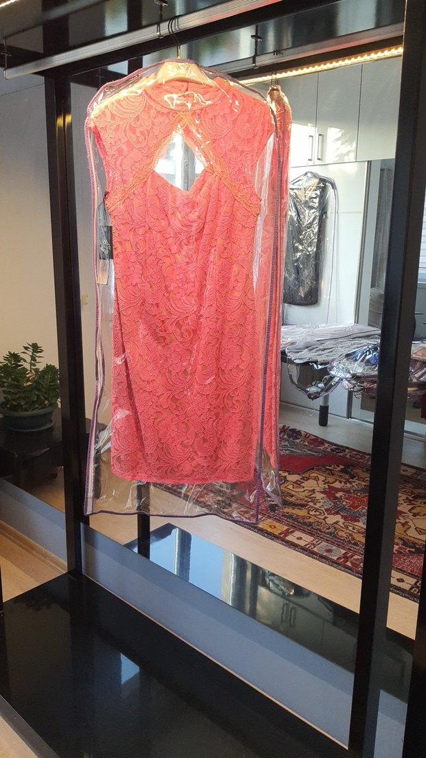 Pembe Dantel Yüksek Yakalı Midi Elbise - Görsel 3