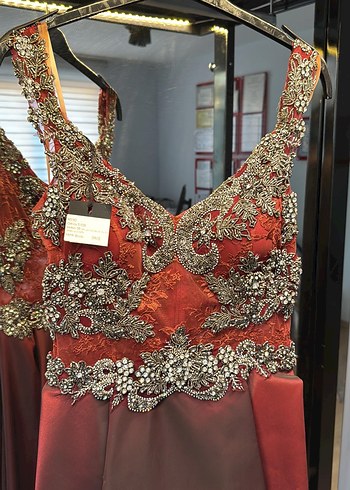 Bordo Straplez Abiye Elbise - Görsel 4