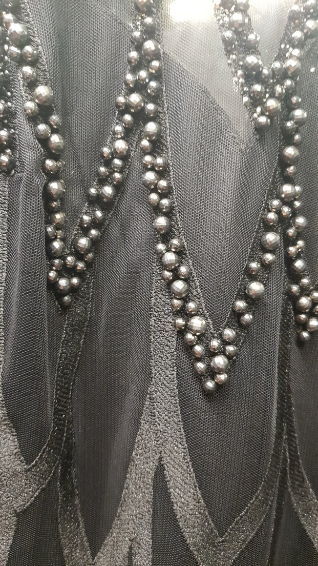 Siyah Dantel Detaylı V Yaka Midi Kokteyl Elbisesi - Görsel 5