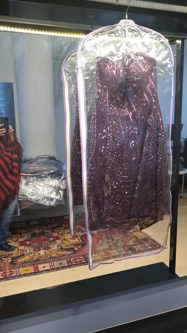 Mürdüm Straplez Parlak Midi Abiye Elbise - Görsel 5