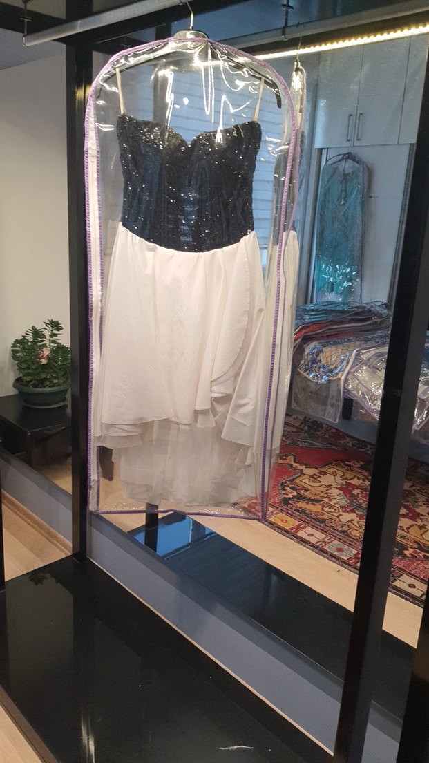 Maxra Govana Siyah Beyaz Straplez Mini Abiye - Görsel 3