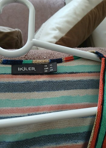 KADIN İKİLER MARKA V Yaka Renkli Elbise - Görsel 3