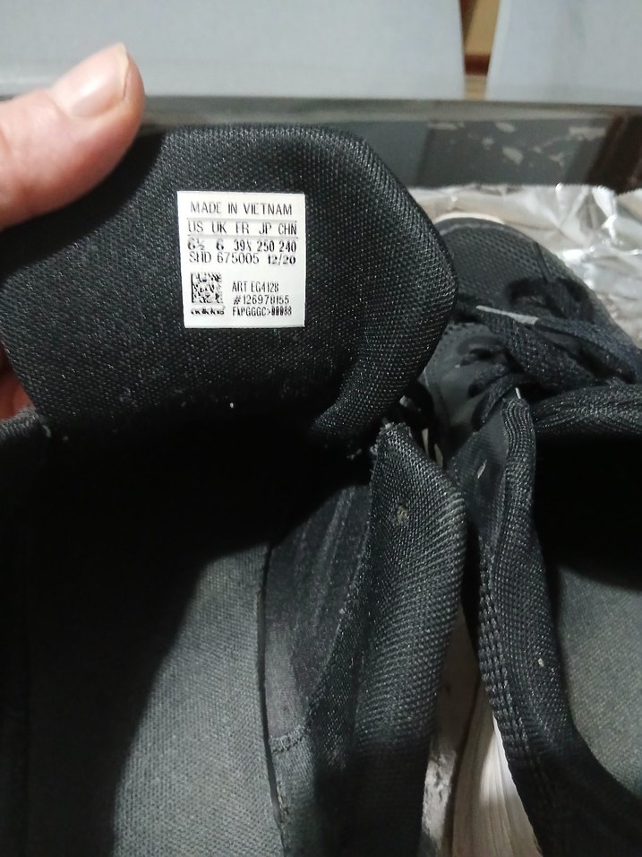 Siyah ADİDAS marka Bağcıklı Kadın Spor Ayakkabı - Görsel 4