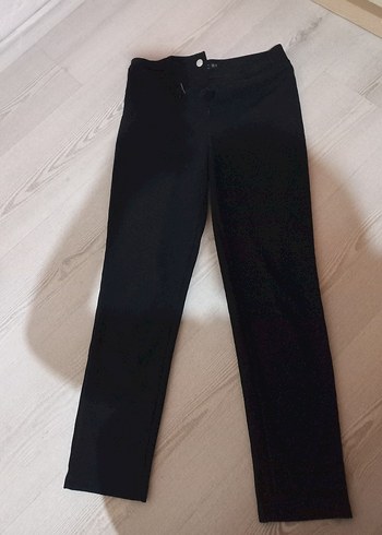 Kadın Siyah Kemerli Midi Kumaş Pantolon - Görsel 2