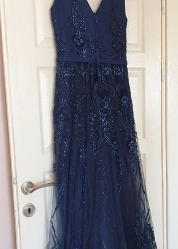 Lacivert V Yaka Nakışlı Uzun Abiye Elbise - Görsel 3