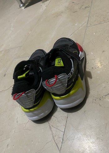33 Beden siyah Renk Desenli Erkek Çocuk Spor Ayakkabı