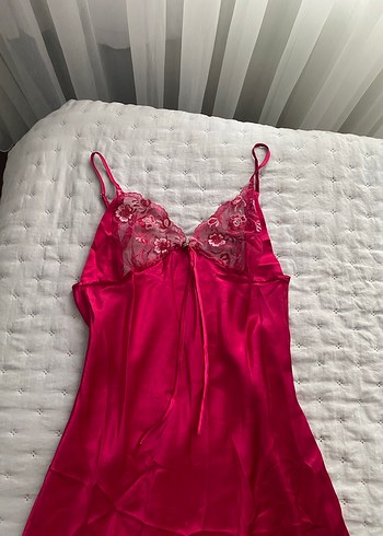 Defacto Pembe Parlak İp Askılı Midi Gecelik