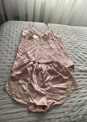 Diğer Pembe Mini Askılı Dantel Detaylı Pijama Takımı