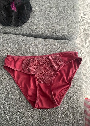 m Beden Nakışlı Beyaz Midi Kadın İç Çamaşırı