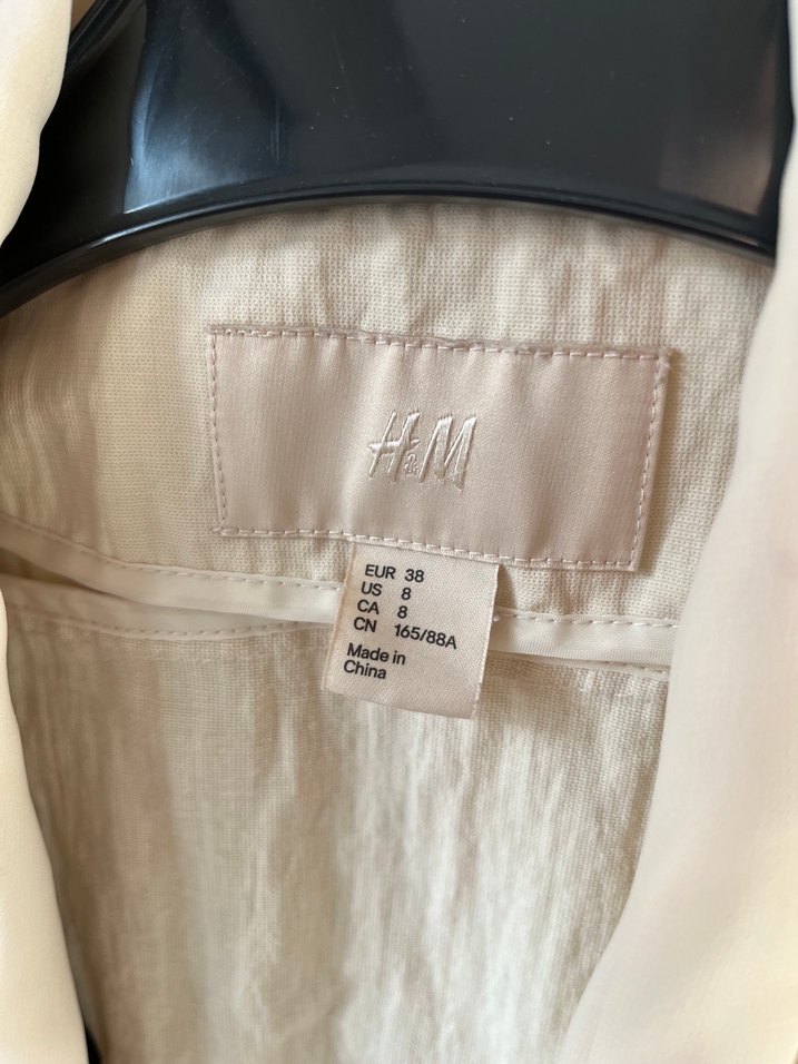 H&m marka Bej Kemerli Kolsuz Keten Yelek - Görsel 2