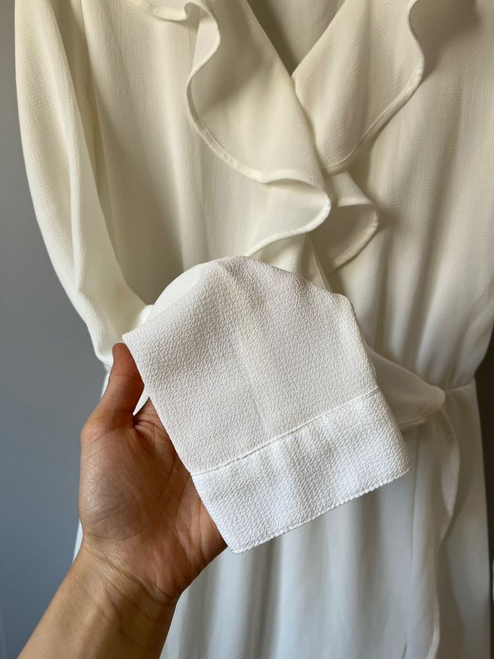 Beyaz V Yaka Fırfırlı Midi Elbise - Görsel 3