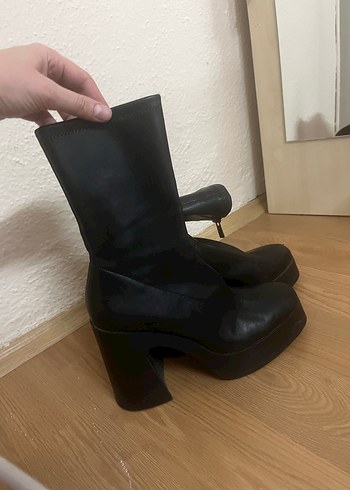 Bershka Streç Siyah Platform Topuklu Bot - Görsel 3