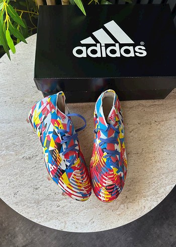 Adidas Predatör Erkek Krampon Çanta Hediyeli