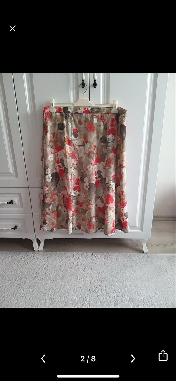 Düğmeli Pembe Çiçek Desenli Kadın Ceket ve etek - Görsel 3