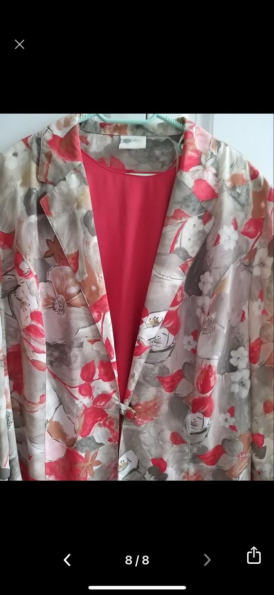 Düğmeli Pembe Çiçek Desenli Kadın Ceket ve etek - Görsel 2