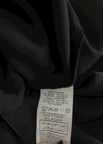 Siyah Pul Detaylı Goth Kadın Gömlek - Görsel 4