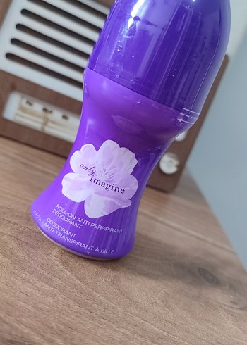 Kadınlar için Avon Mor Roll-On Deodorant