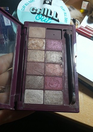 Maybelline burgundy bar ???? 