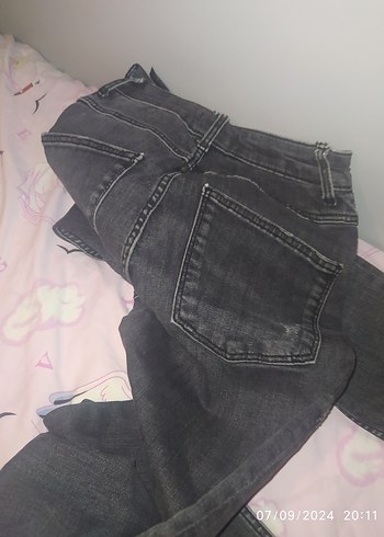 Gri Kadın Denim Midi Boy Dar Kesim Pantolon - Görsel 3