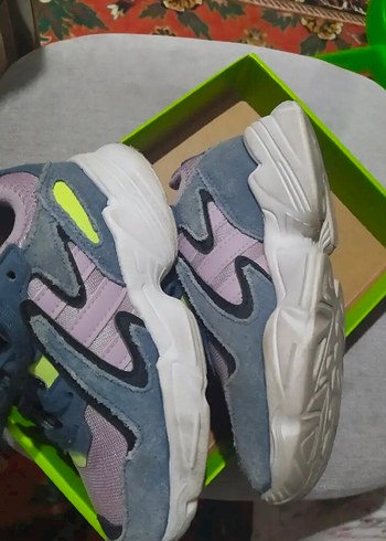 Gri Erkek Çocuk Spor Ayakkabı adidas marka - Görsel 3