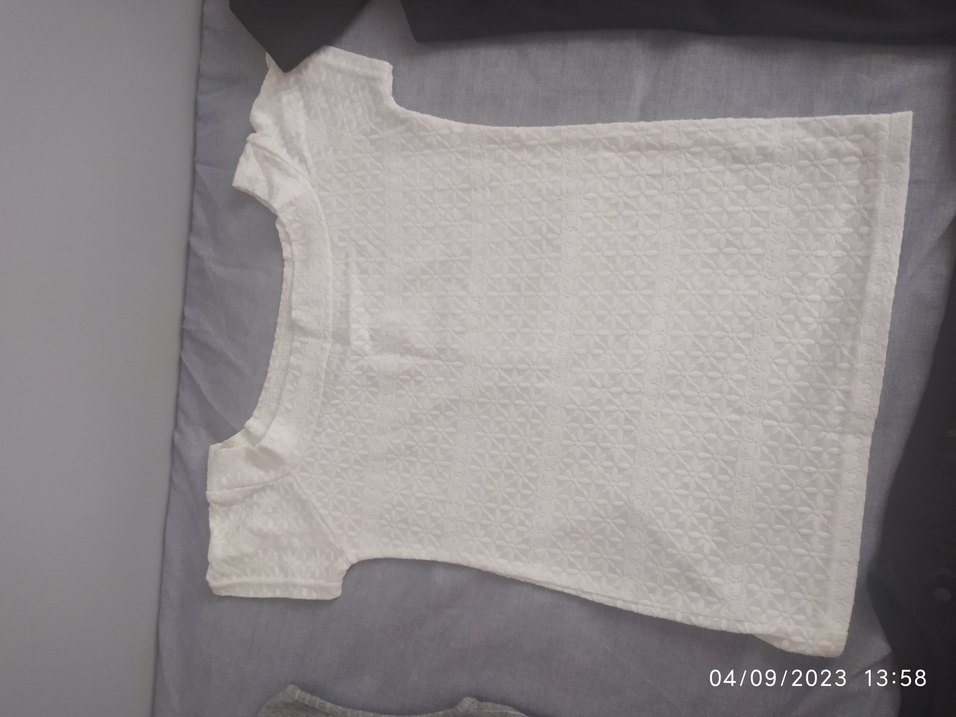 Dantel Detaylı Beyaz Kadın Bluz - Görsel 2