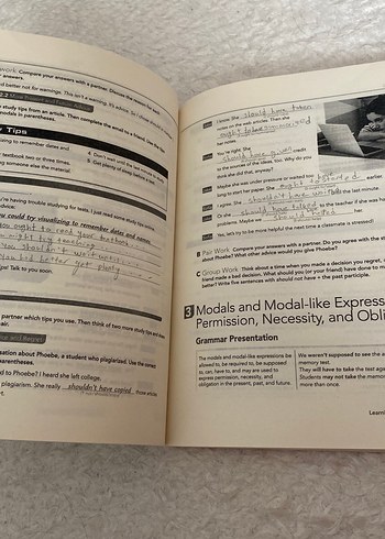 Beden Grammar and Beyond Essentials 3 - Cambridge