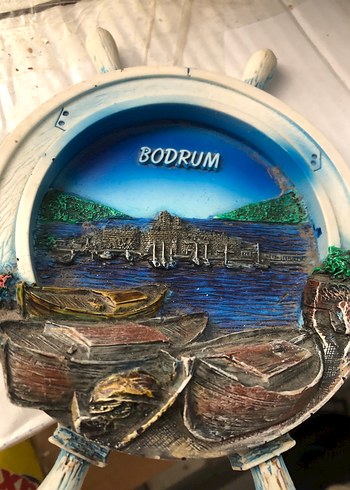Diğer Mavi Parlak Bodrum Temalı Tablo