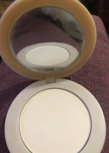 Maybelline Affinitone Bej Pudra - Görsel 3