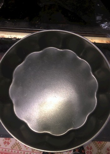 Siyah Dalgalı çiçek Kenarlı Kek Kalıbı - Görsel 3