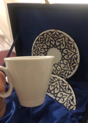 Düz Beyaz Desenli tabaklı Fincan Seti - Görsel 7