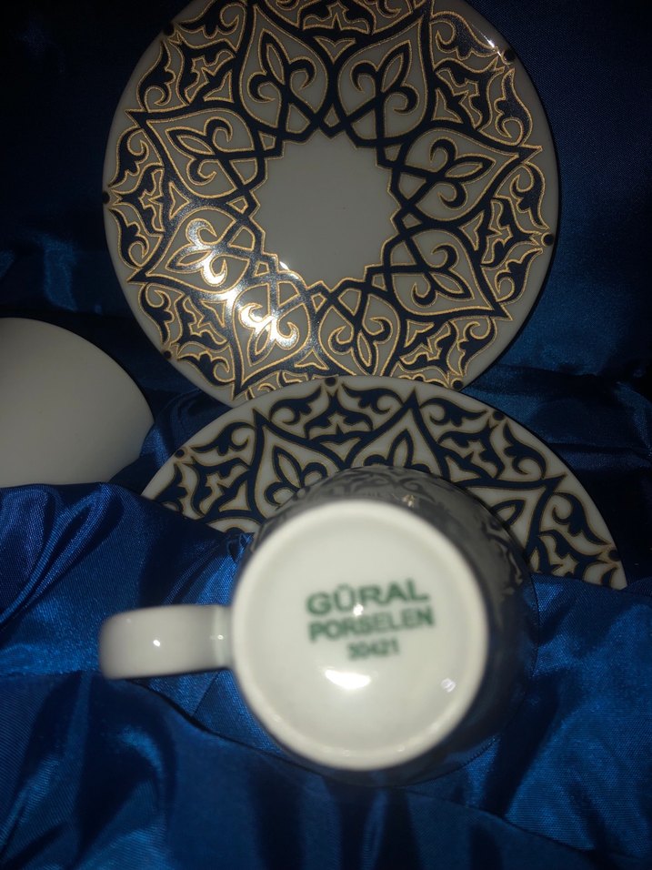 Düz Beyaz Desenli tabaklı Fincan Seti - Görsel 4