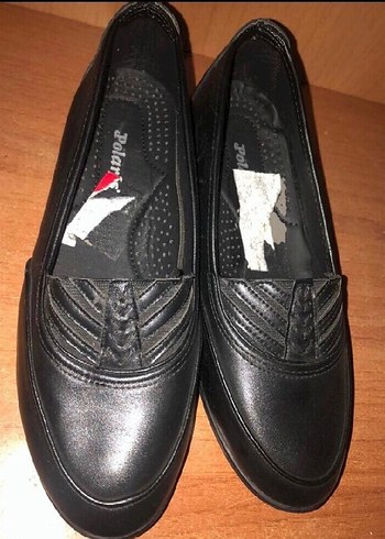 Kadın Siyah Dolgu Topuklu Düz Ayakkabı