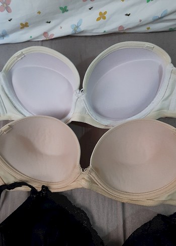 Dantel Detaylı Vintage Sütyenler - Görsel 4