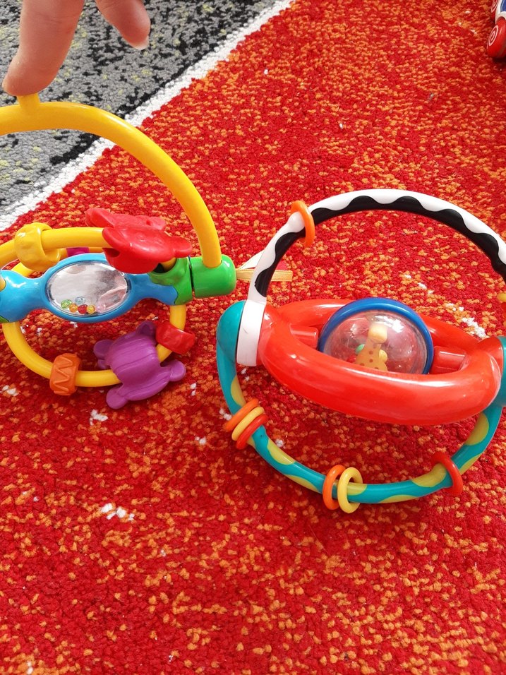 Renkli Diş Kaşıyıcı ve Çıngırak Seti - Görsel 2