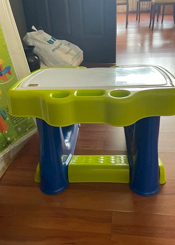 Beden Çocuk Çalışma Masası ve Sandalye Seti