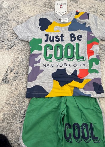 Erkek çocuk alt üst şortlu takım - Görsel 3