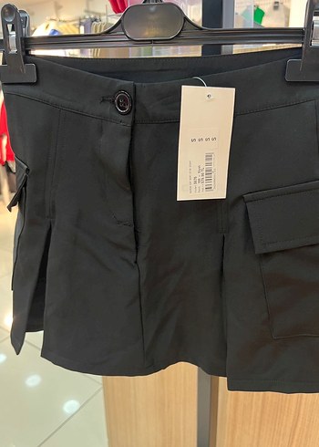 Diğer Düğmeli Kemerli Siyah Mini Etek