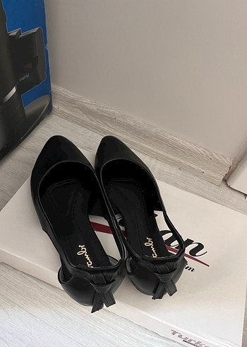 Klasik Siyah Tokalı Kadın Topuklu Ayakkabı - Görsel 4