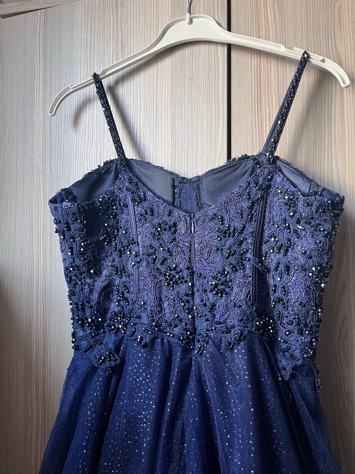 Straplez Lacivert İşlemeli Uzun Abiye - Görsel 3