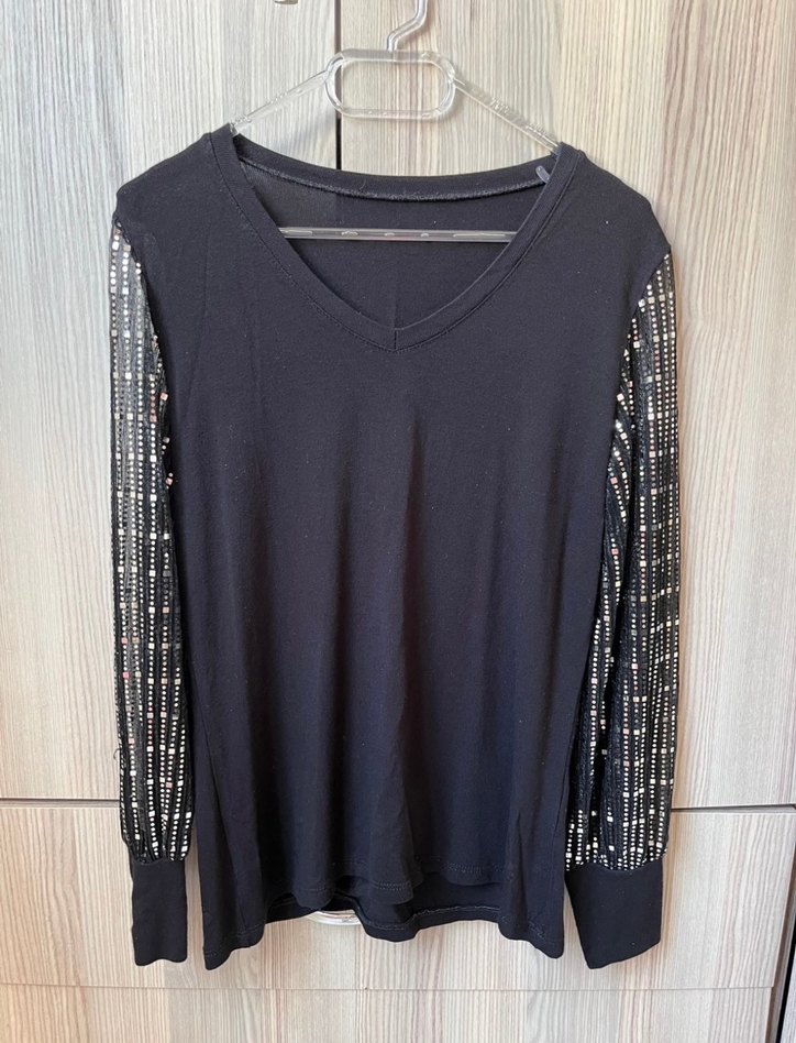 V Yaka Siyah Triko Kadın Bluz - Görsel 3