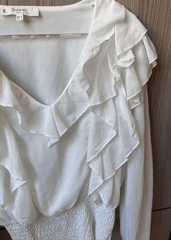 Uzun Kollu Beyaz Keten Fırfırlı Bluz - Görsel 2