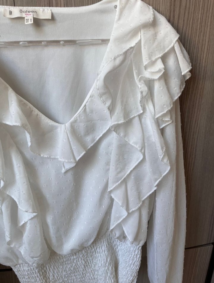 Uzun Kollu Beyaz Keten Fırfırlı Bluz - Görsel 2