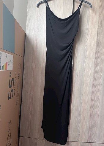 Siyah Drapeli Askılı Uzun Elbise - Görsel 3